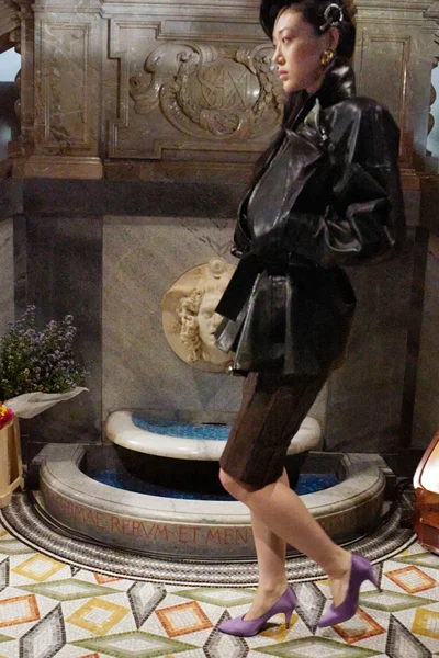 Look 63